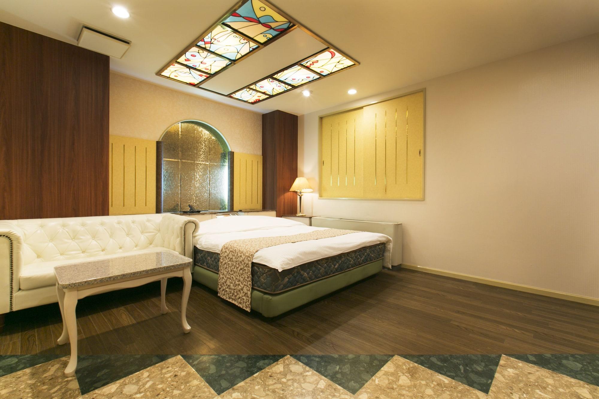 Hotel Atlantis Toyonaka (Adults Only) מראה חיצוני תמונה