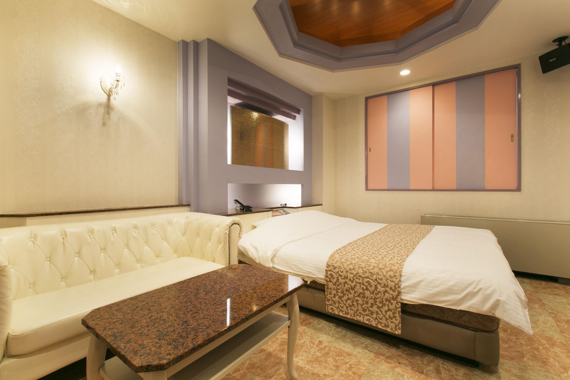 Hotel Atlantis Toyonaka (Adults Only) מראה חיצוני תמונה