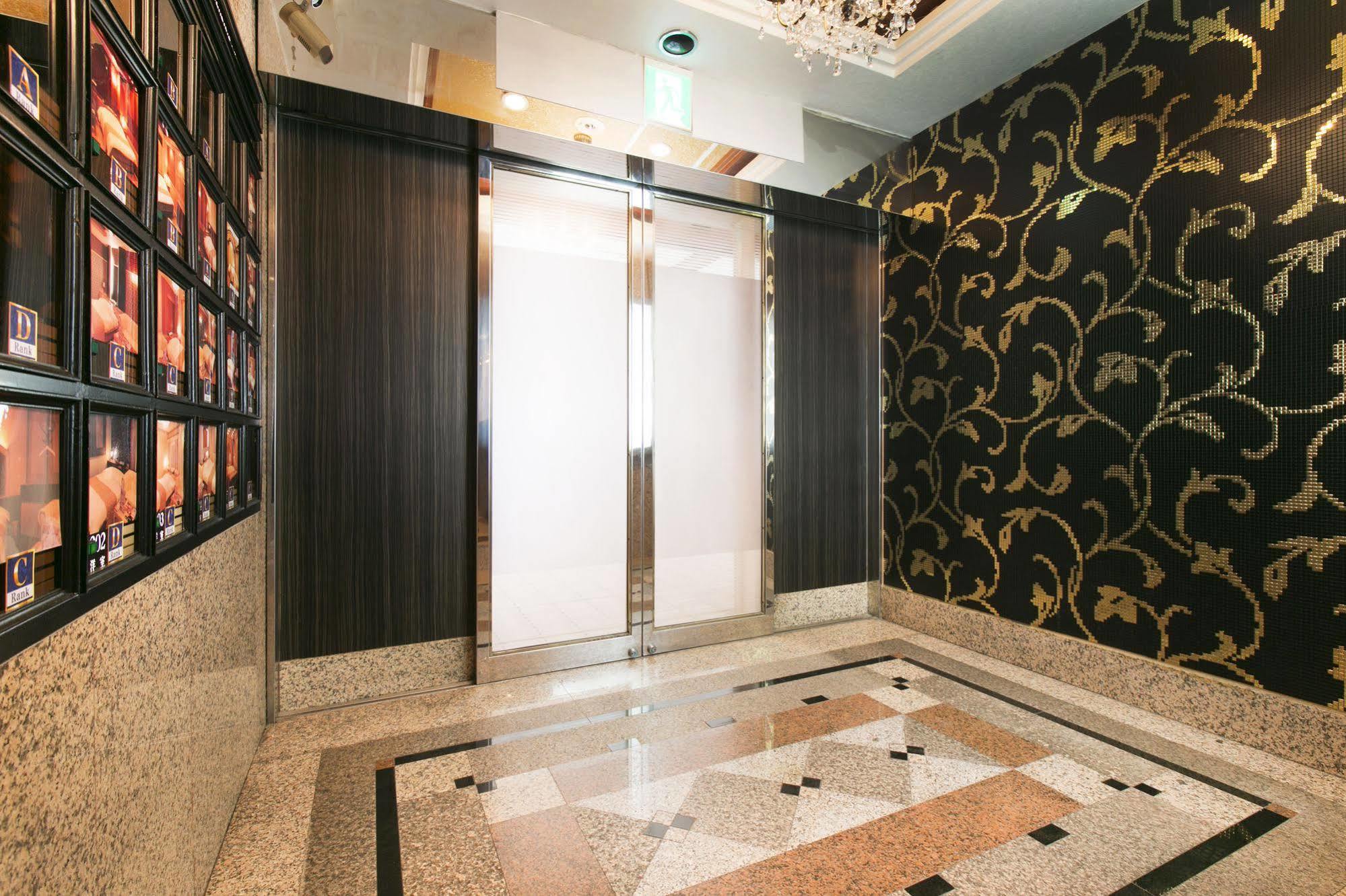 Hotel Atlantis Toyonaka (Adults Only) מראה חיצוני תמונה