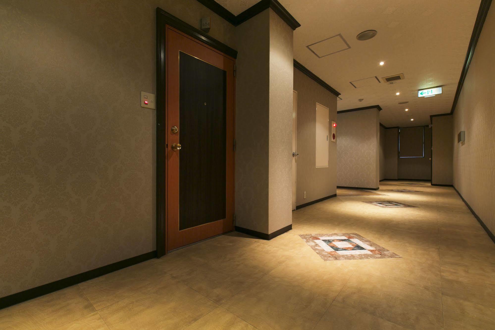 Hotel Atlantis Toyonaka (Adults Only) מראה חיצוני תמונה