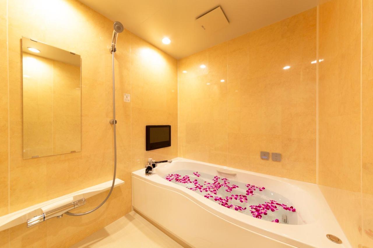 Hotel Atlantis Toyonaka (Adults Only) מראה חיצוני תמונה