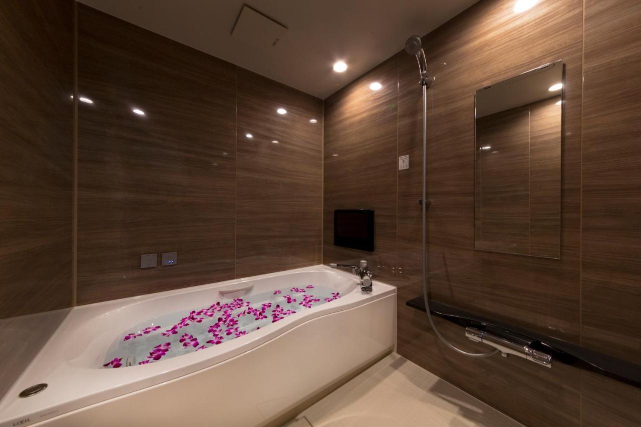 Hotel Atlantis Toyonaka (Adults Only) מראה חיצוני תמונה